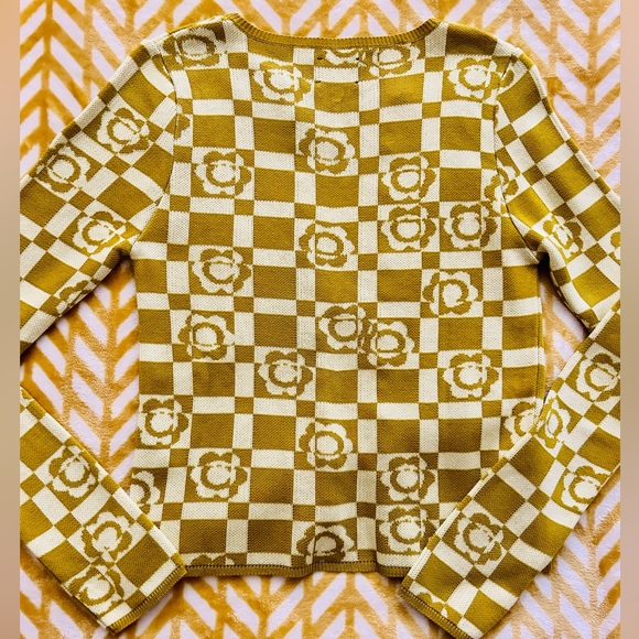 NWOT ASOS knit cardigan in yellow checkered floral print Size Small - Picture 7 of 7